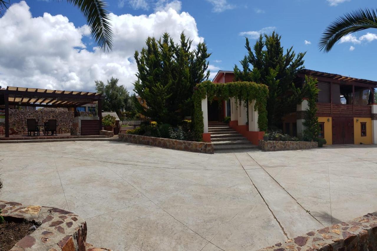 Tierra Mia Hacienda Ruta Del Vino Hotel Вале де Гуадалупе Екстериор снимка